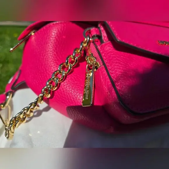 Michael Kors Pink Maisie Large Pebbled 2-in-1 Sling Pack - Picture 2 of 11